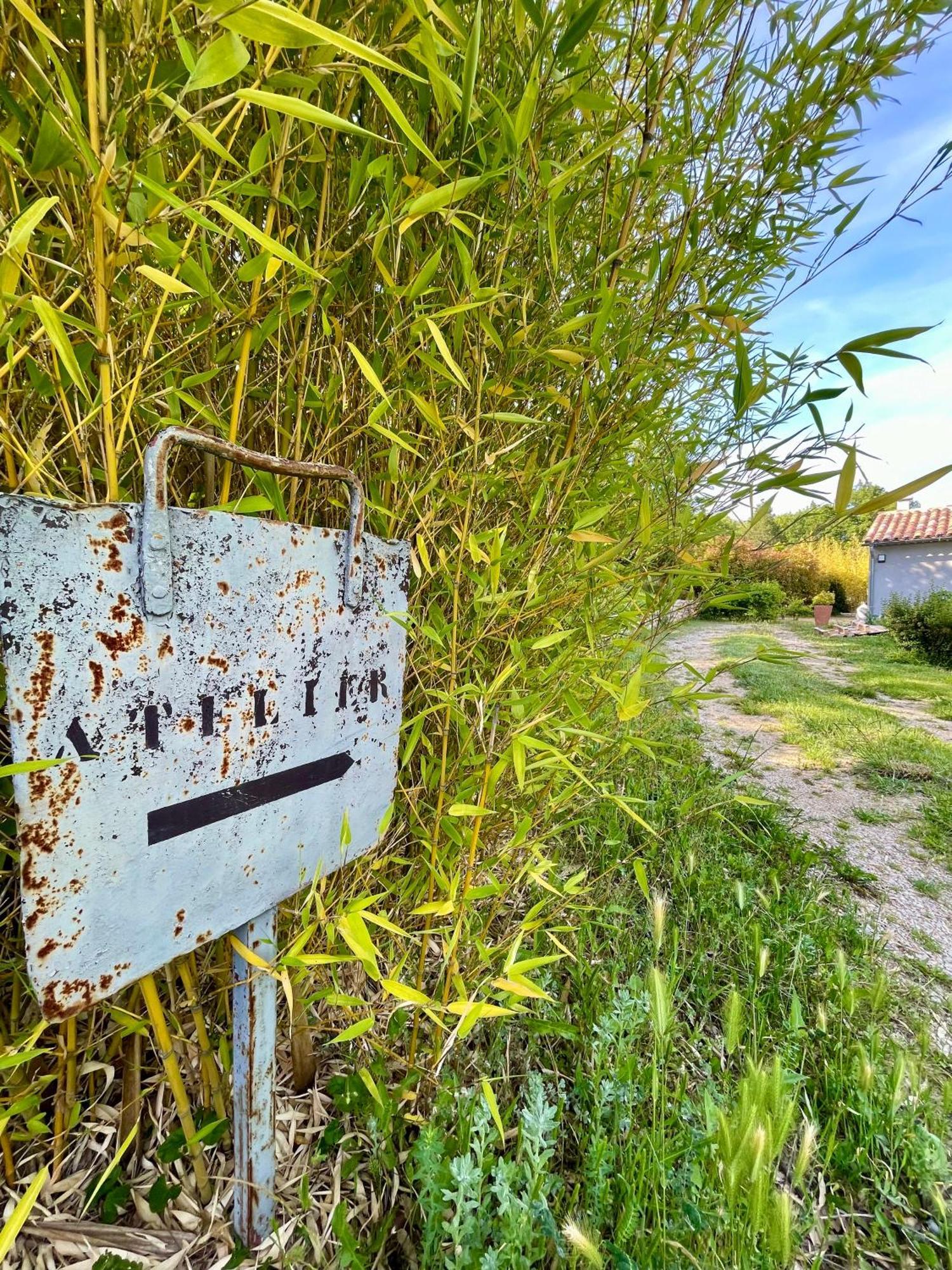 Pigeonnier Des Banons Bed & Breakfast Puimoisson Eksteriør bilde